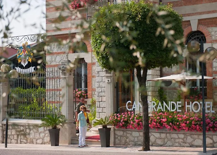 Cangrande Отель